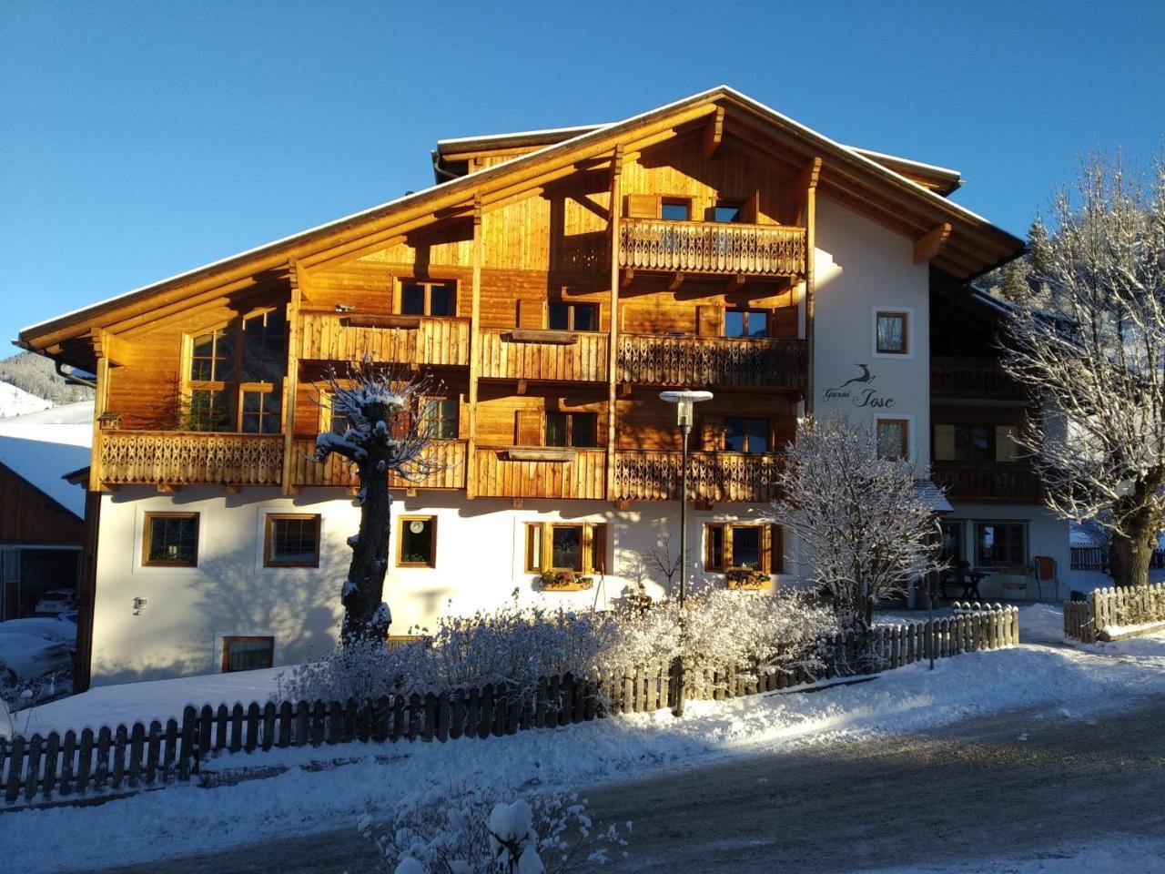 Hotel Garnì Iosc San Vigilio Di Marebbe Esterno foto